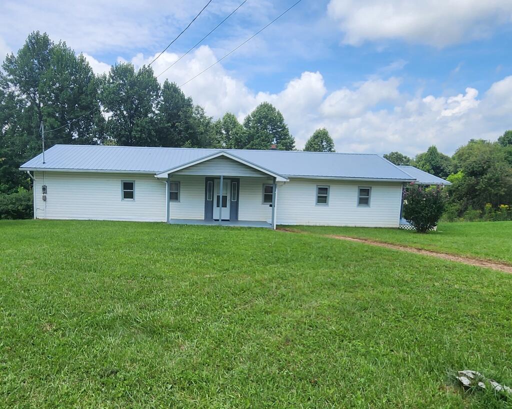 614 Green Acres Property Photo 1