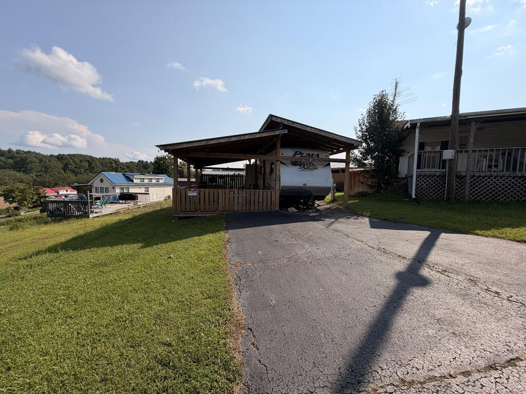 152 Megan Circle Property Photo 1