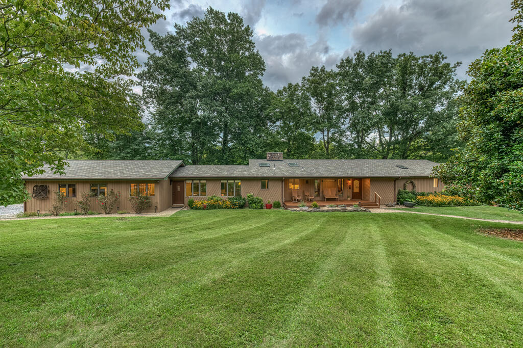 19080 North Fork River Rd Property Photo 5