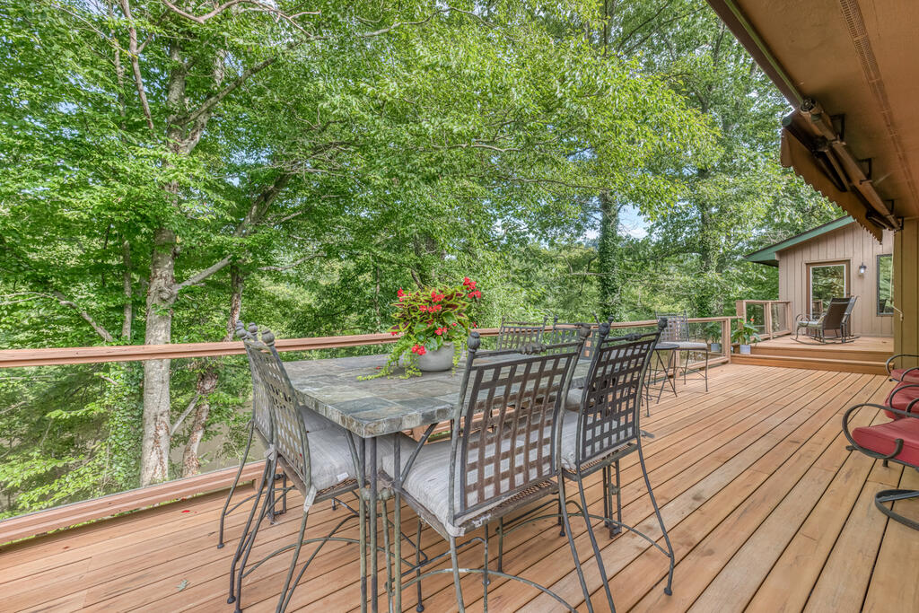 19080 North Fork River Rd Property Photo 40