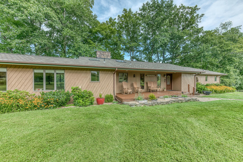 19080 North Fork River Rd Property Photo 52