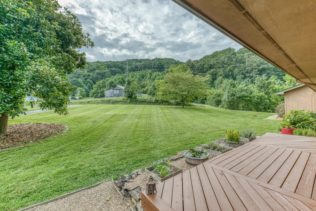 19080 North Fork River Rd Property Photo 53