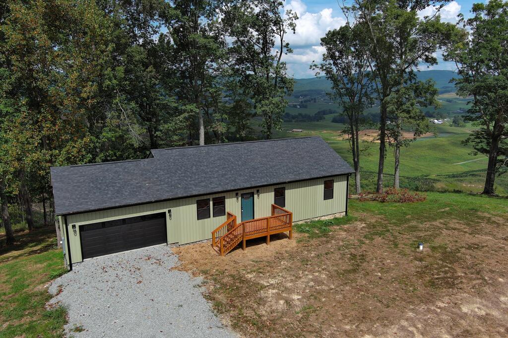 1283 Mountain Meadows Lane Property Photo 1