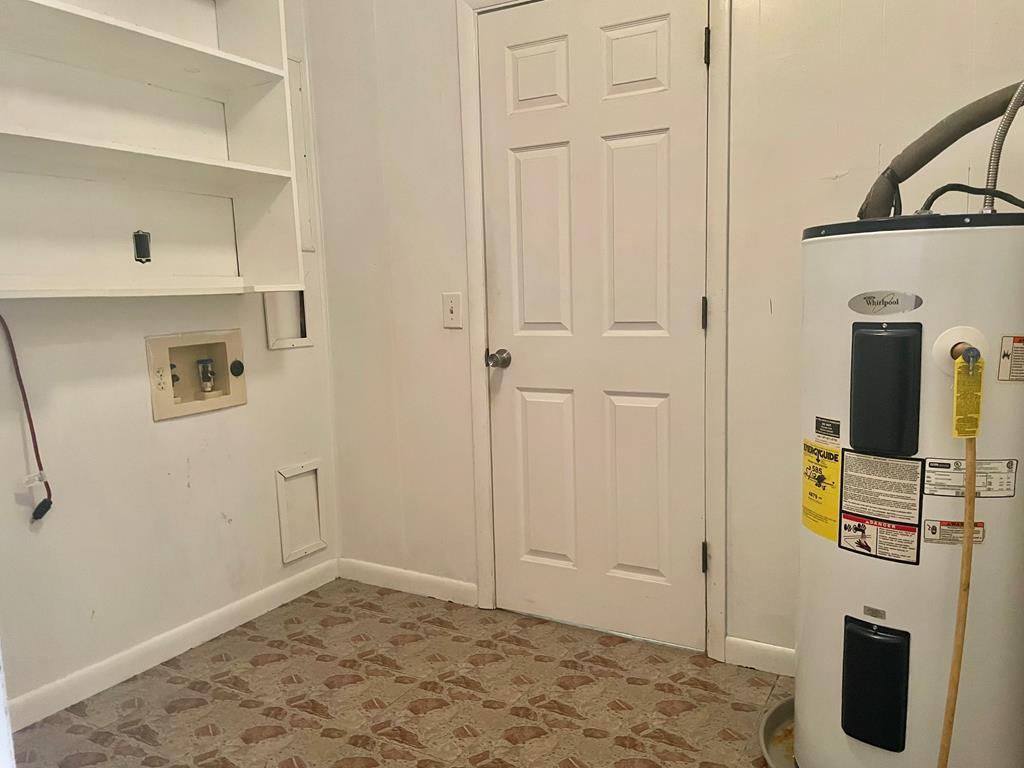 261 Fair St Property Photo 20