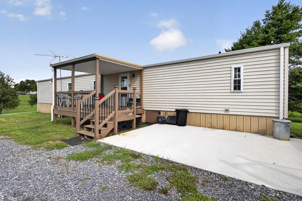 15410 Double C Drive Property Photo 14