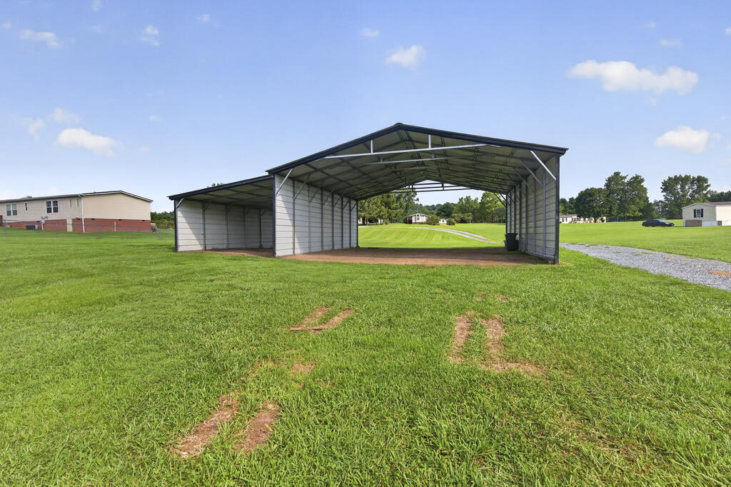 15410 Double C Drive Property Photo 19