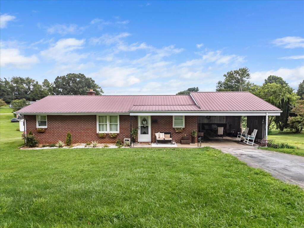 620 Stagecoach Road Property Photo 1