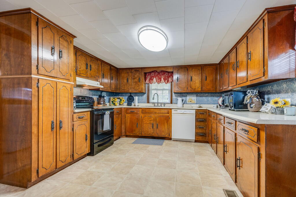 9729 Sandlick Rd Property Photo 9