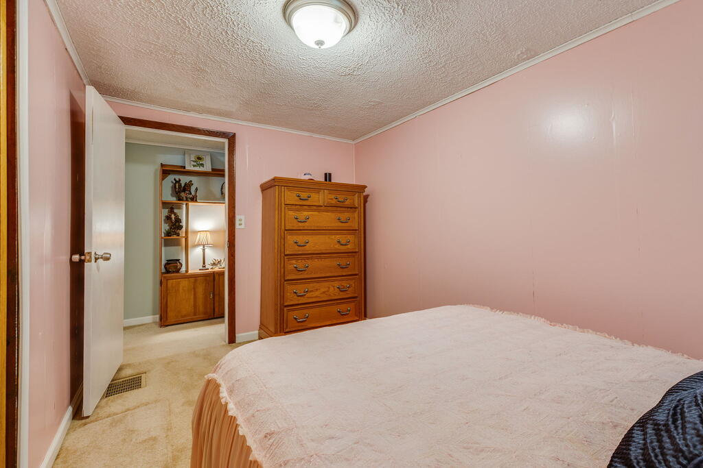 9729 Sandlick Rd Property Photo 17
