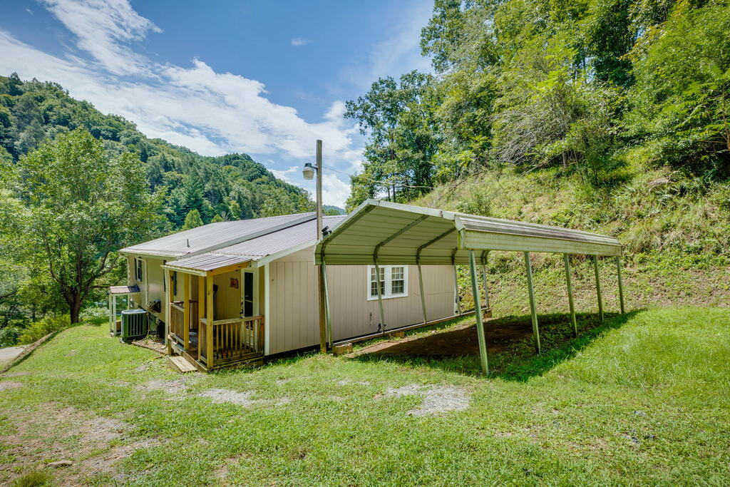 9729 Sandlick Rd Property Photo 25