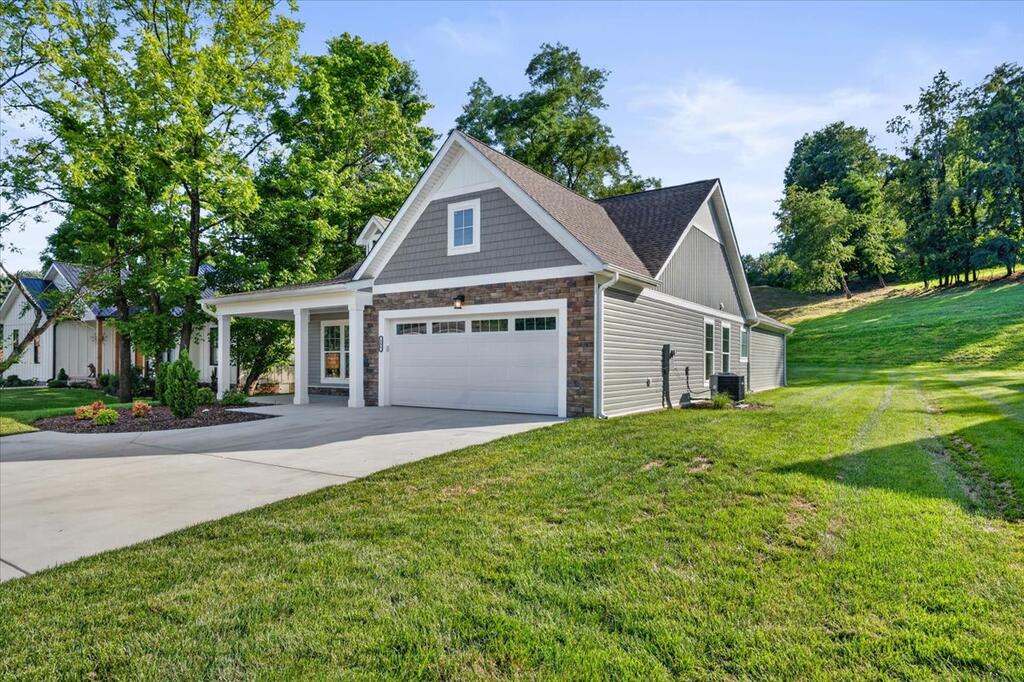 343 White's Mill Rd. Property Photo 4