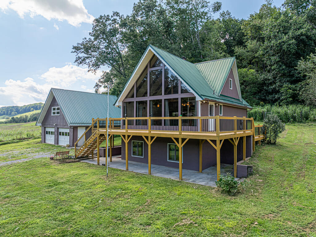 28271 Robindale Road Property Photo 1