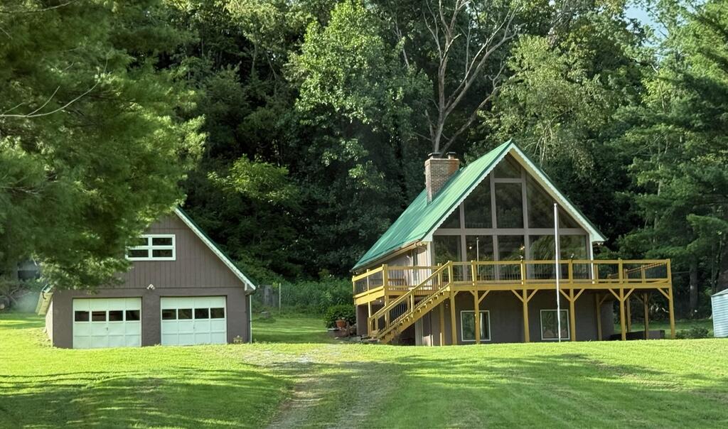28271 Robindale Road Property Photo 3