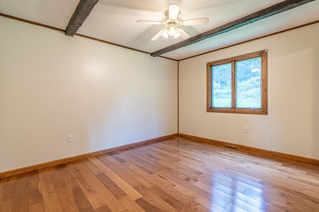 28271 Robindale Road Property Photo 24