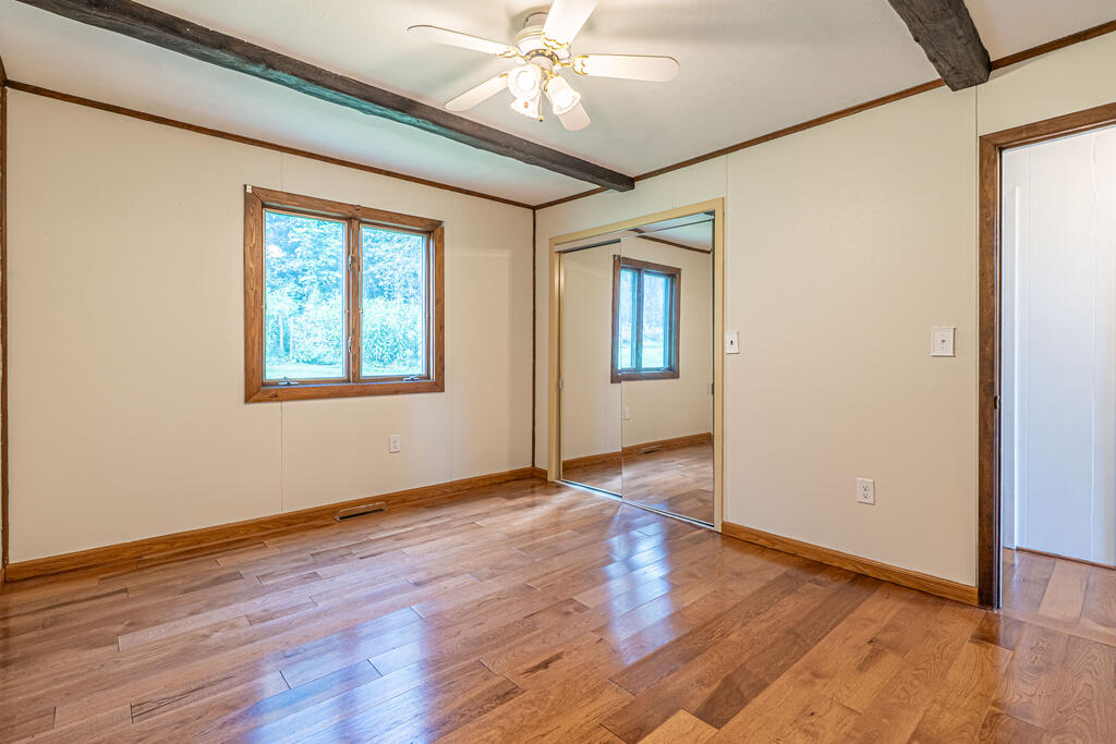 28271 Robindale Road Property Photo 25