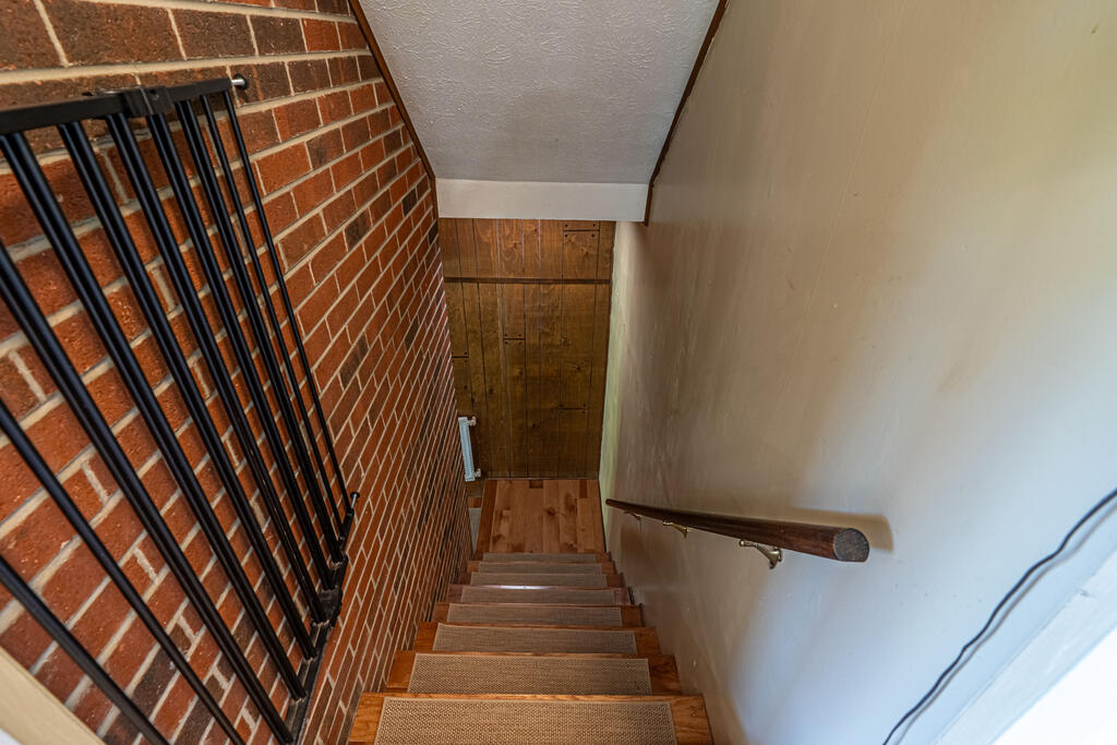28271 Robindale Road Property Photo 40