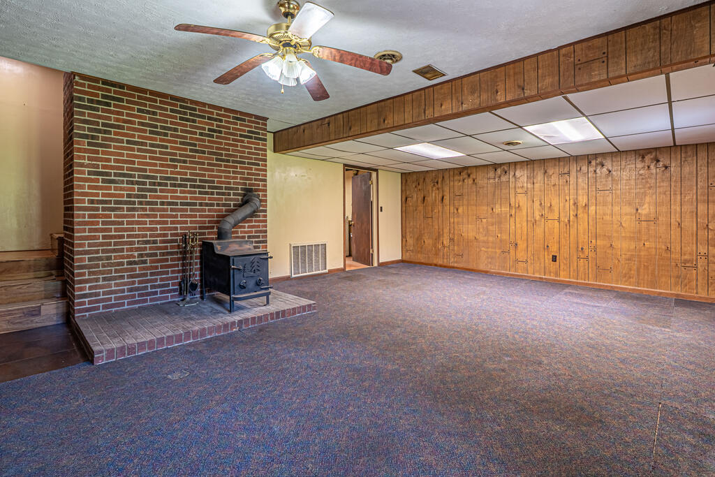 28271 Robindale Road Property Photo 42
