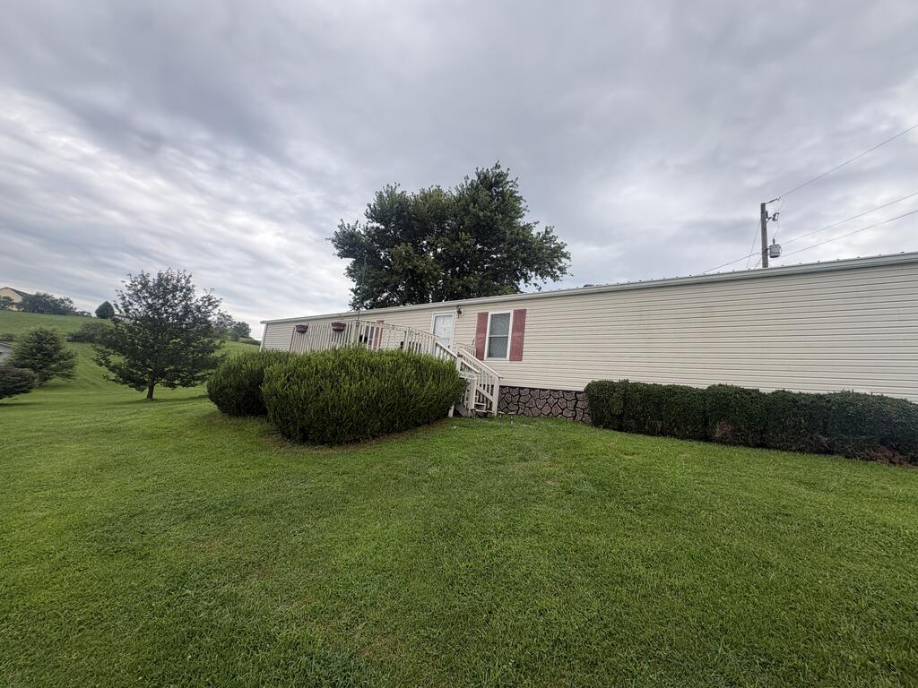 132 Glade View Lane Property Photo 1
