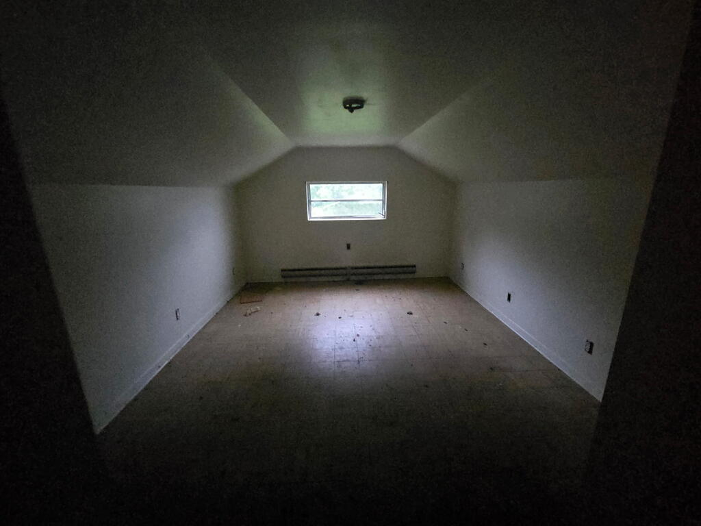33 5th St. Property Photo 6