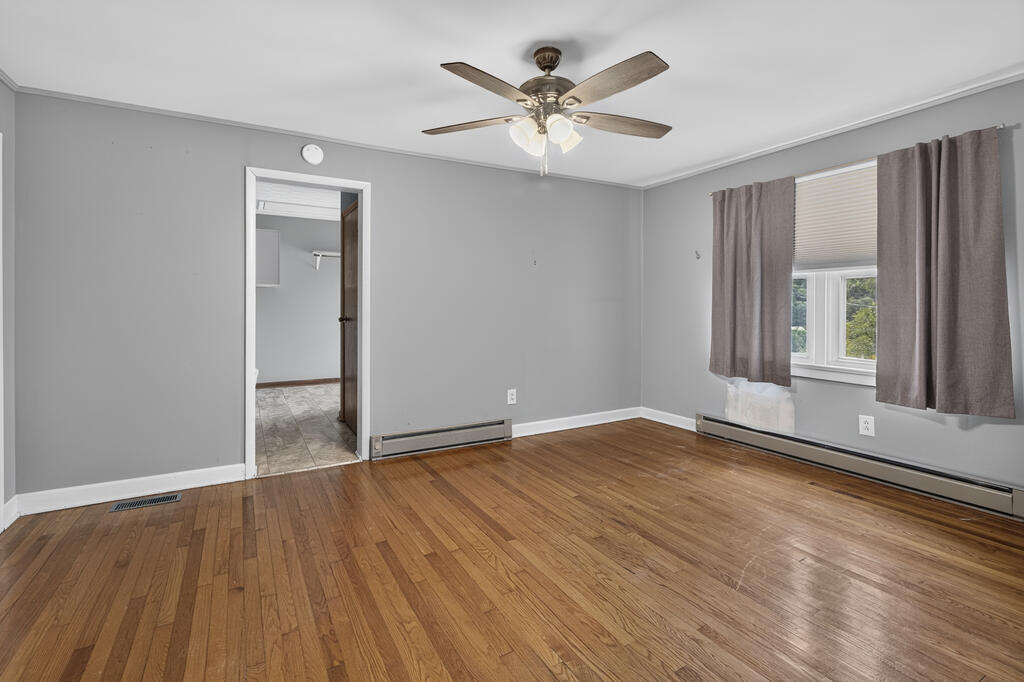 32002 Hollyfield Road Property Photo 10