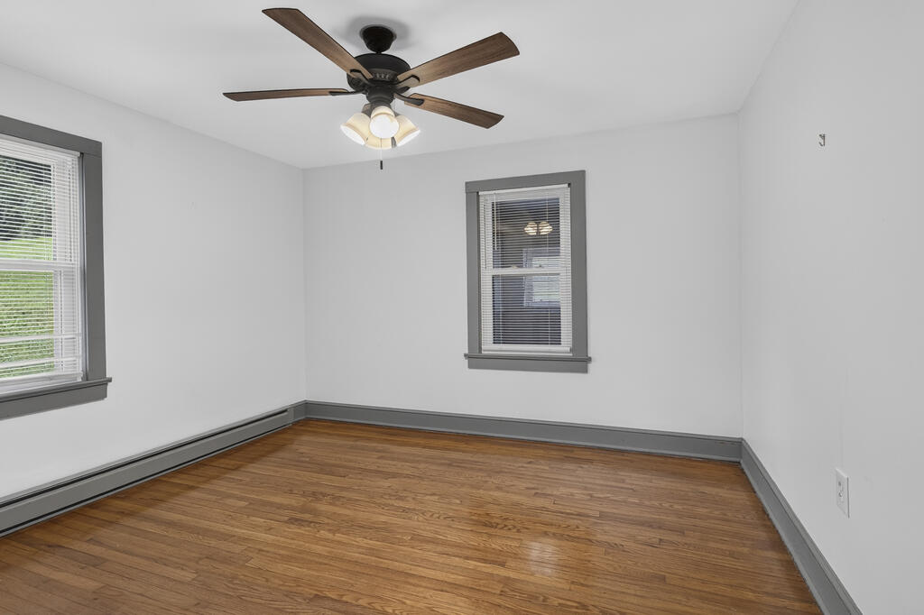 32002 Hollyfield Road Property Photo 17