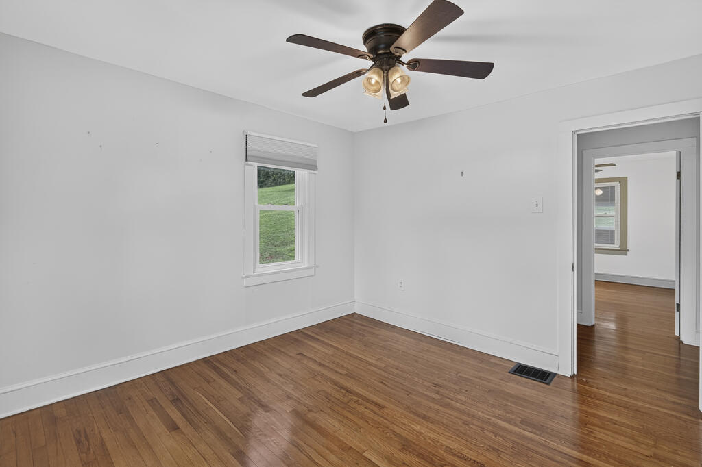 32002 Hollyfield Road Property Photo 21