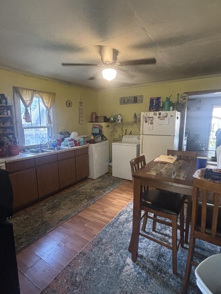 1058 Magic Road Property Photo 2