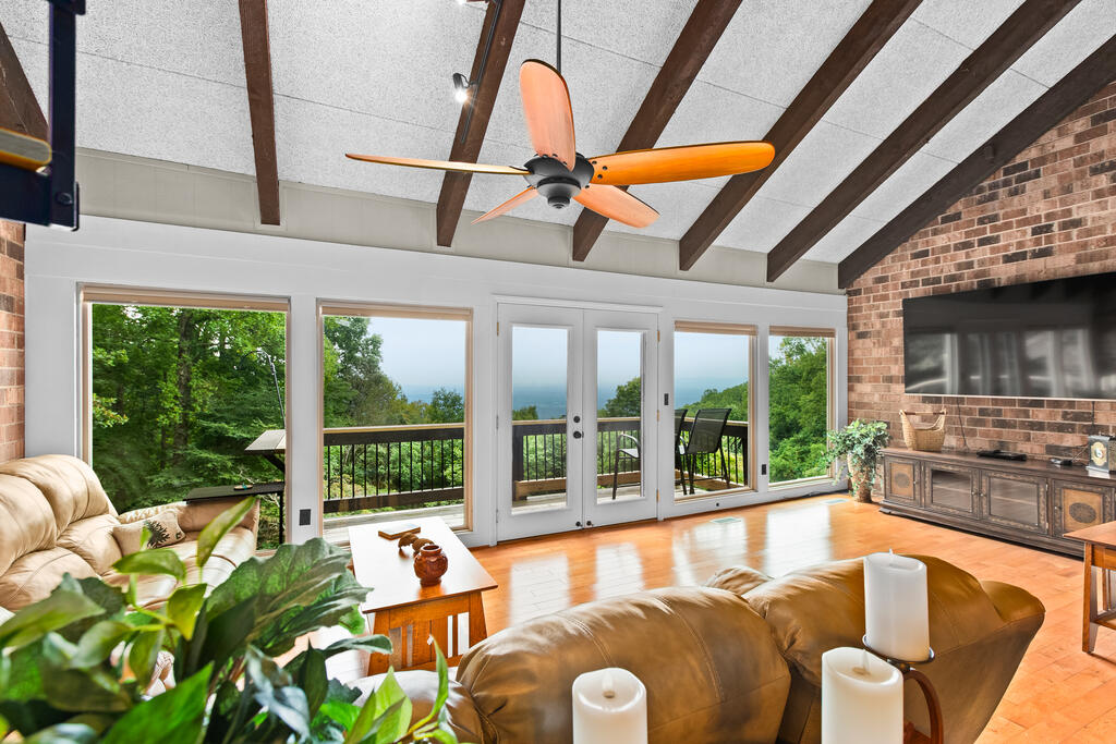 39 Villa Property Photo 1