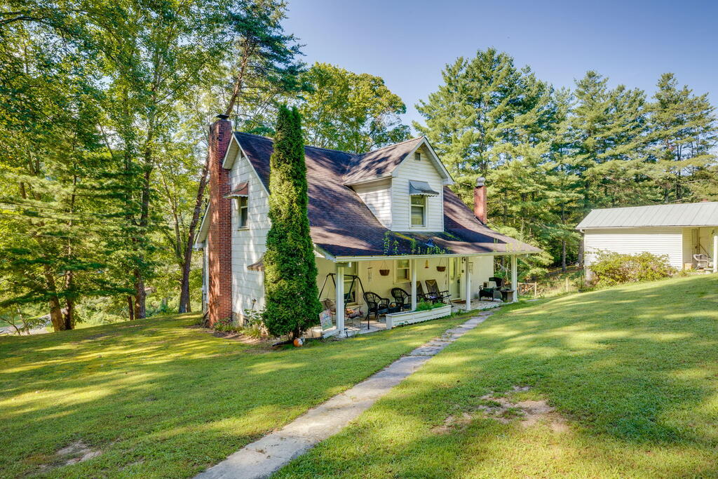 3808 Combs Ridge Road Property Photo 1