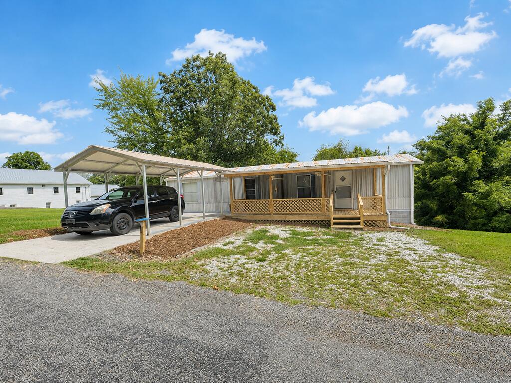 30 Leonhardt Dr. Property Photo 1
