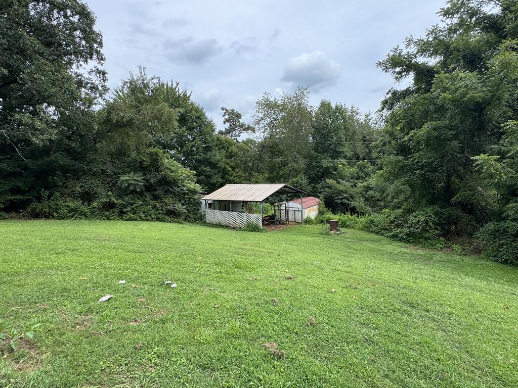 30 Leonhardt Dr. Property Photo 3