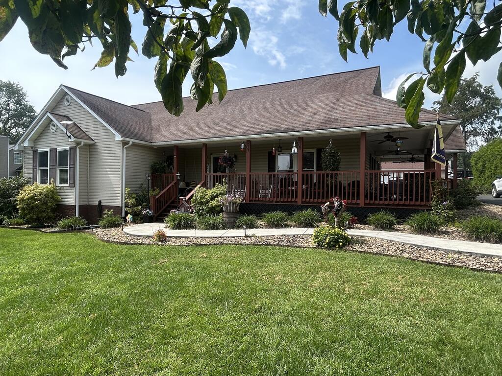135 Pleasant Pine Dr