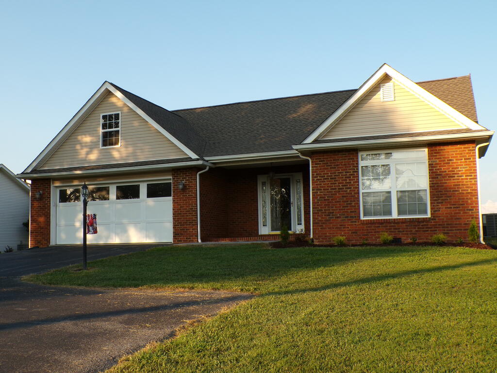 18560 Westinghouse Rd Property Photo 1