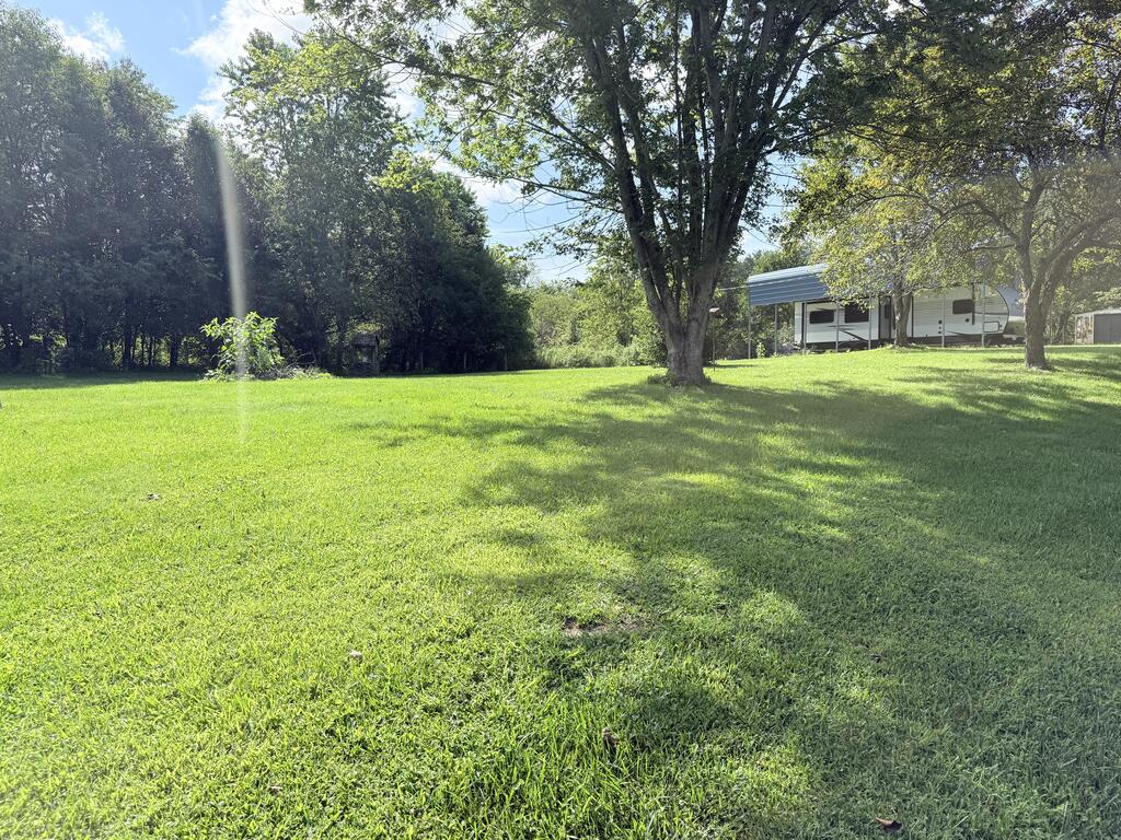 545 Barton Ln. Property Photo 5