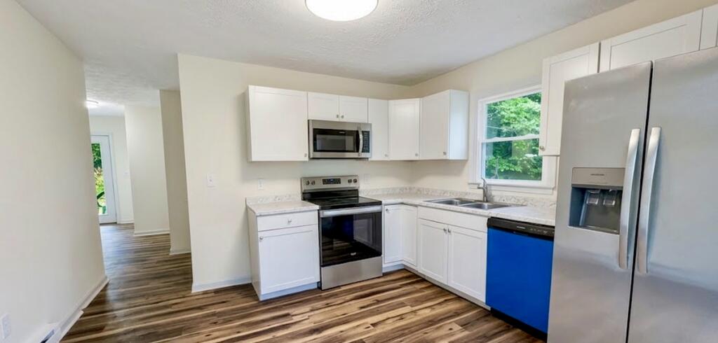 554 Whispering Pines Rd. Property Photo 12