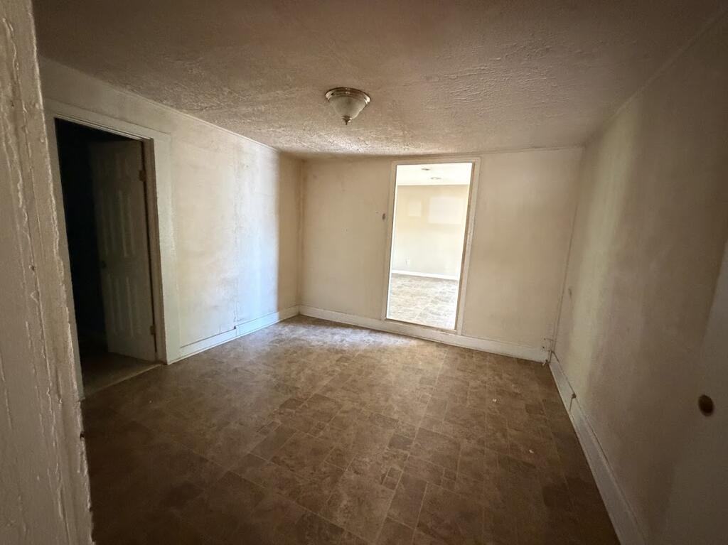 302 Bower Ave Property Photo 10