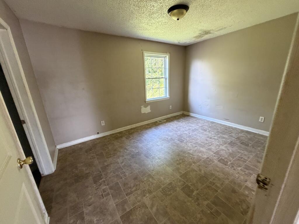 302 Bower Ave Property Photo 11