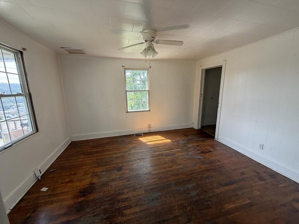 302 Bower Ave Property Photo 14