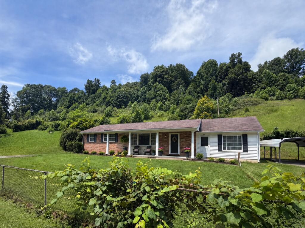 18204 Nordyke Road Property Photo 1