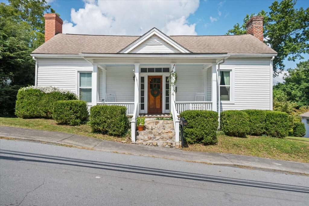 503 Pine Street Property Photo 1