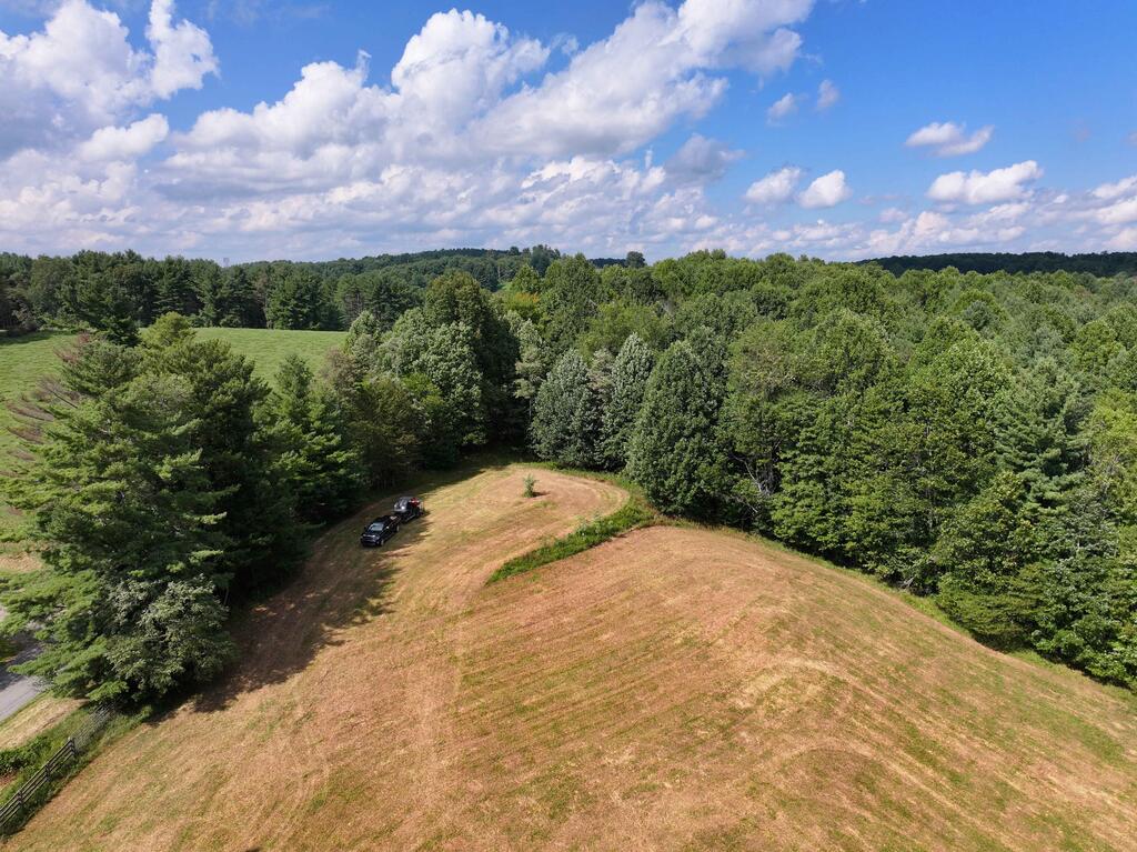 999 Nw Shady Grove Road Property Photo 1