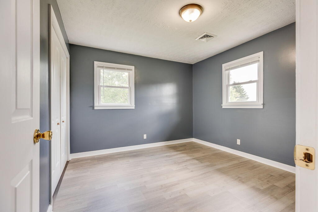 560 Thru Drive Property Photo 14
