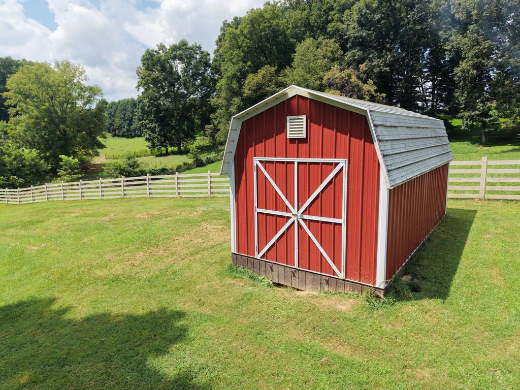 23693 Walden Rd. Property Photo 11