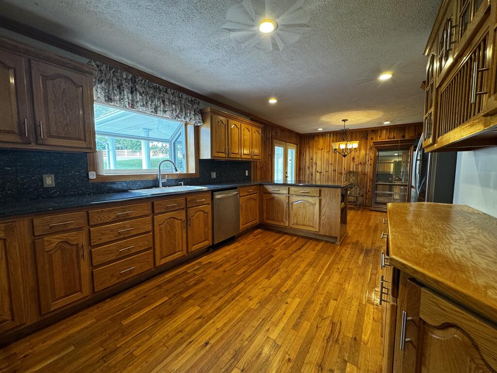 23693 Walden Rd. Property Photo 35