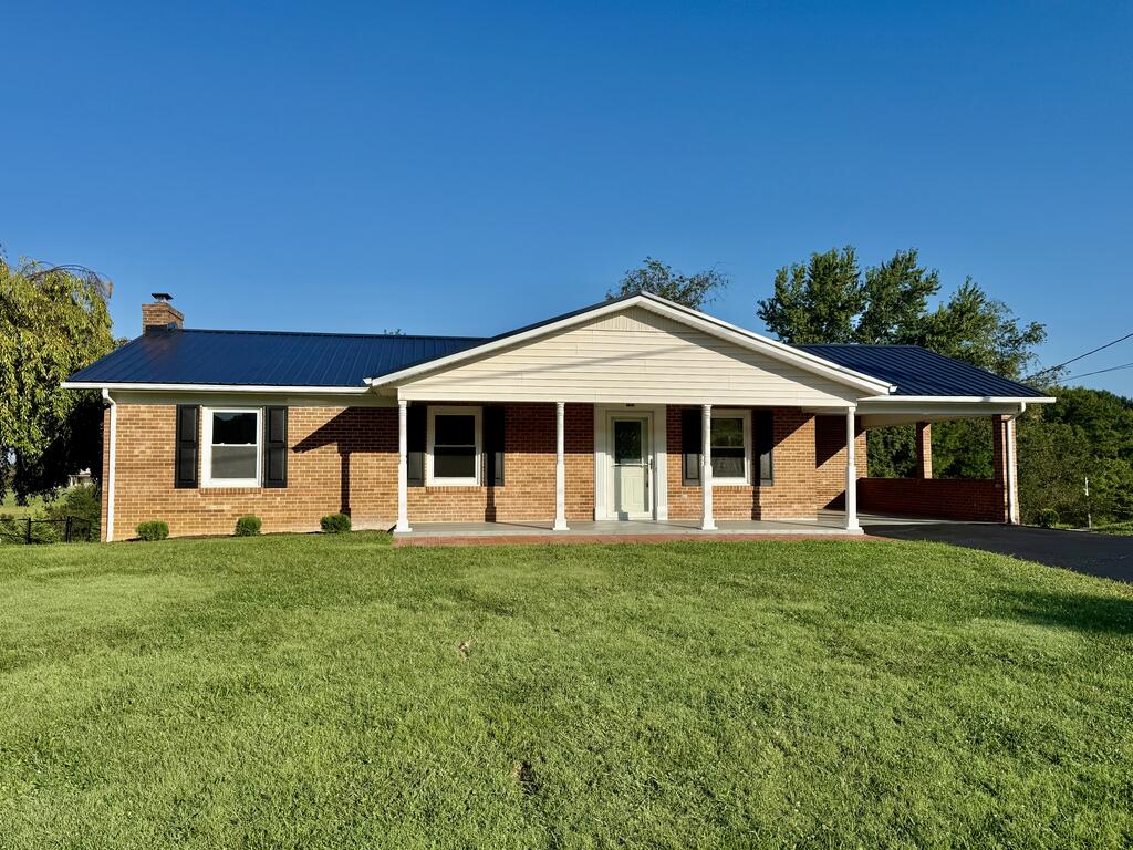 105 Greenhaven Dr Property Photo 1