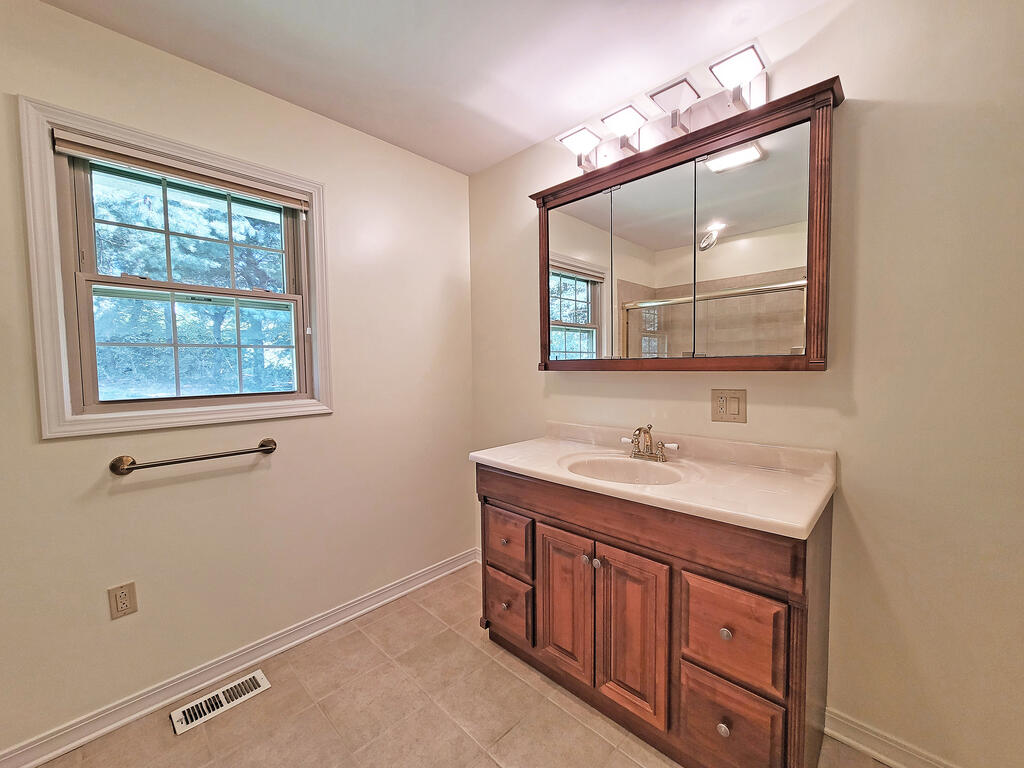 133 Glenrochie Drive Property Photo 15