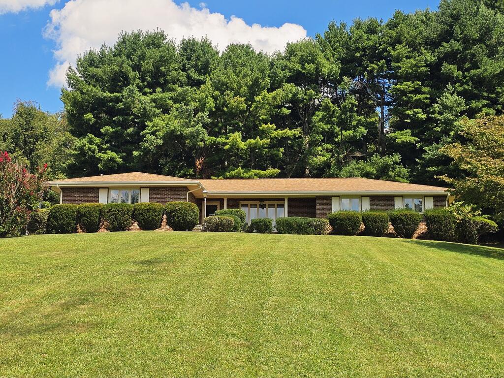 154 Stapleton Street Property Photo 1