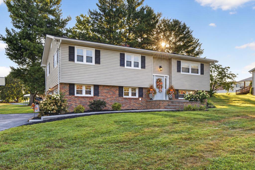 136 Patriot Circle Property Photo 1
