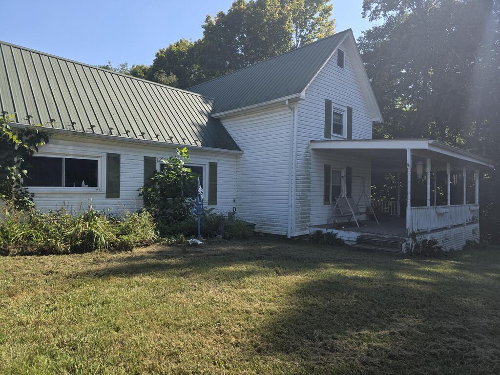 21485 Monroe Road Property Photo 1