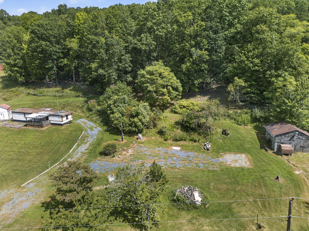 153 Reed Hollow Rd Property Photo 1